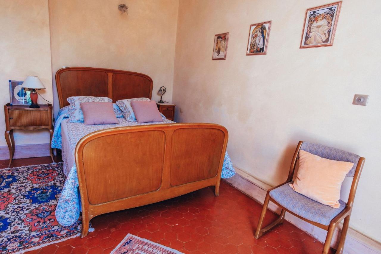 B&B En Provence- Villa Saint Marc Forcalquier Dış mekan fotoğraf