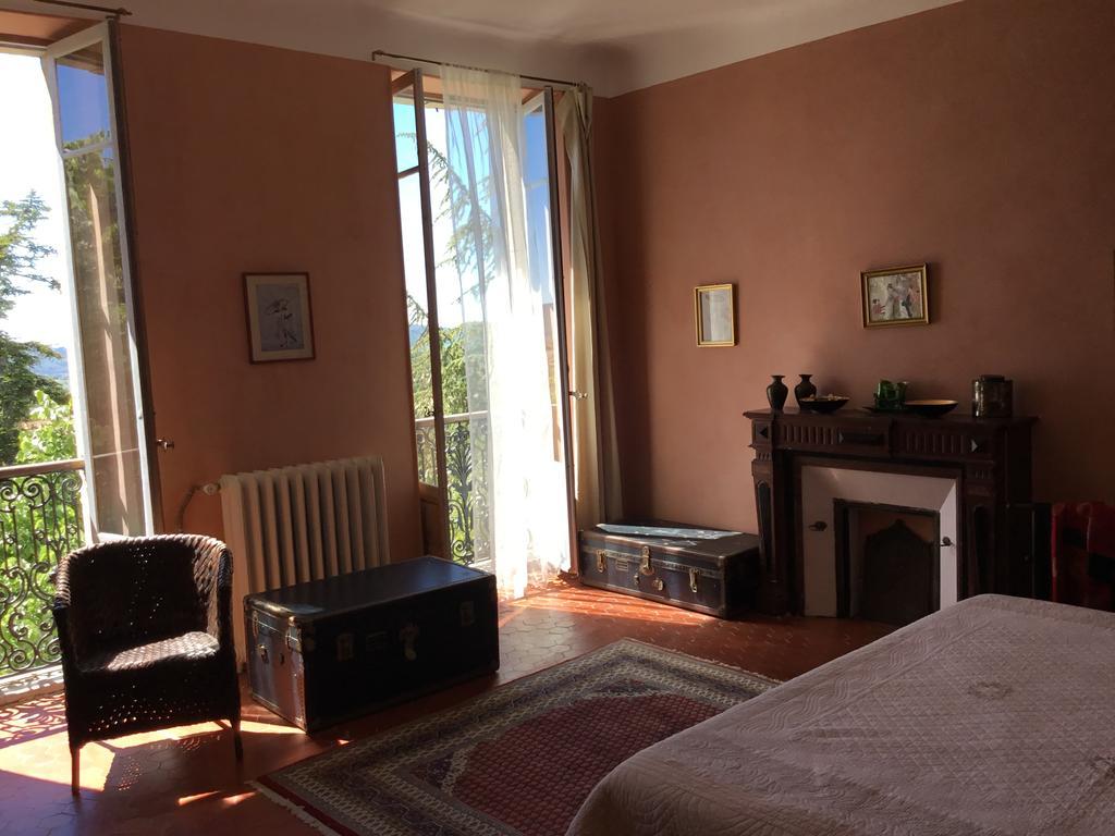 B&B En Provence- Villa Saint Marc Forcalquier Dış mekan fotoğraf